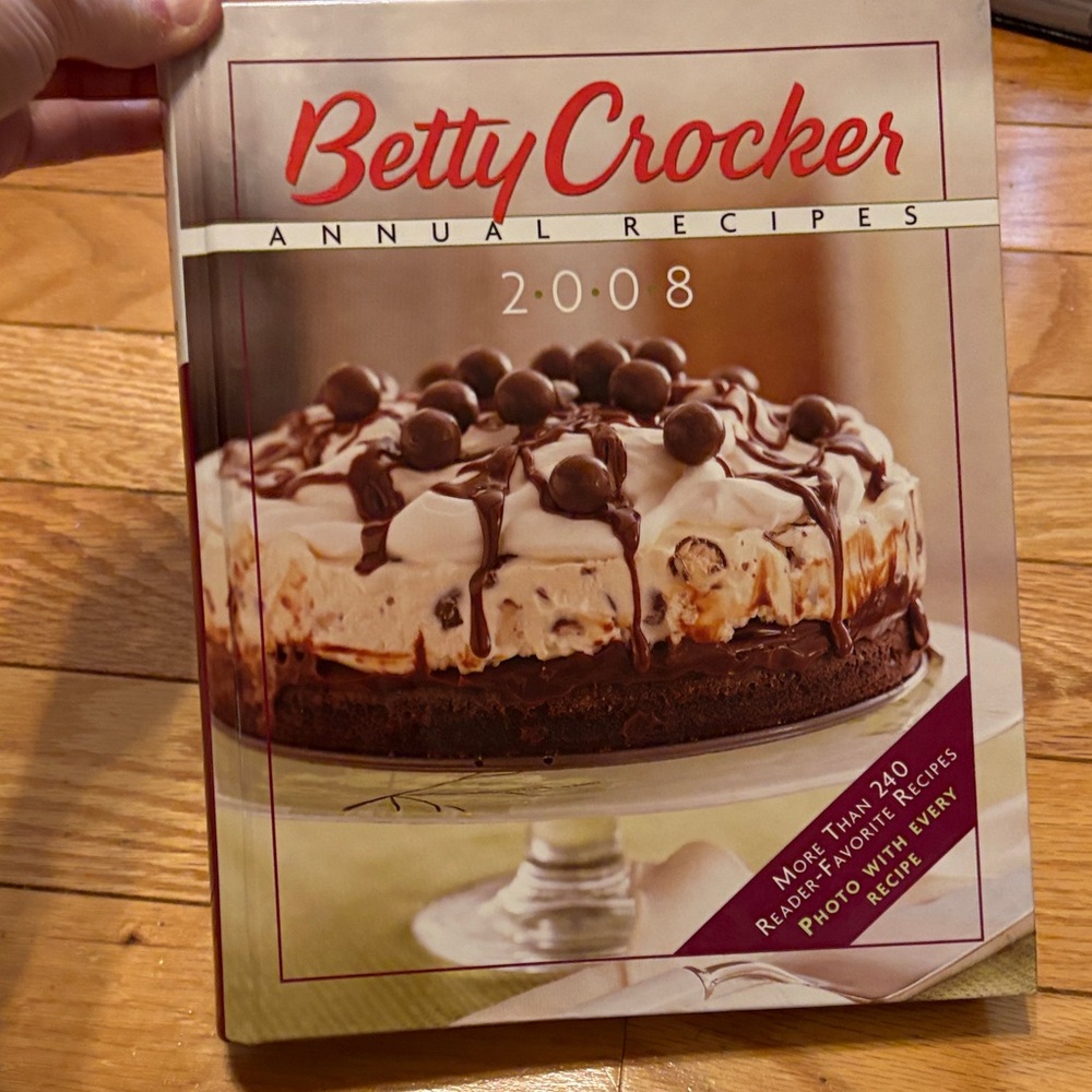 Betty Crocker 2008 Annual Recipes Cookbook